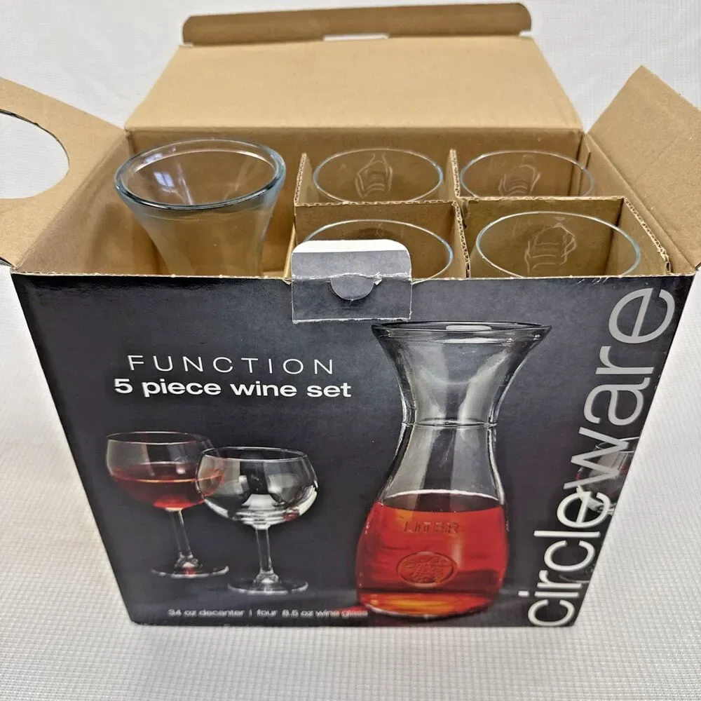 Vintage Circleware 5 piece Wine Set - Wine Decanter and 4 Glass Set - EUC